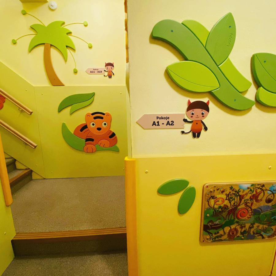 Hotel Peklo Pro Rodiny S Detmi Josefuv Dul Luaran gambar