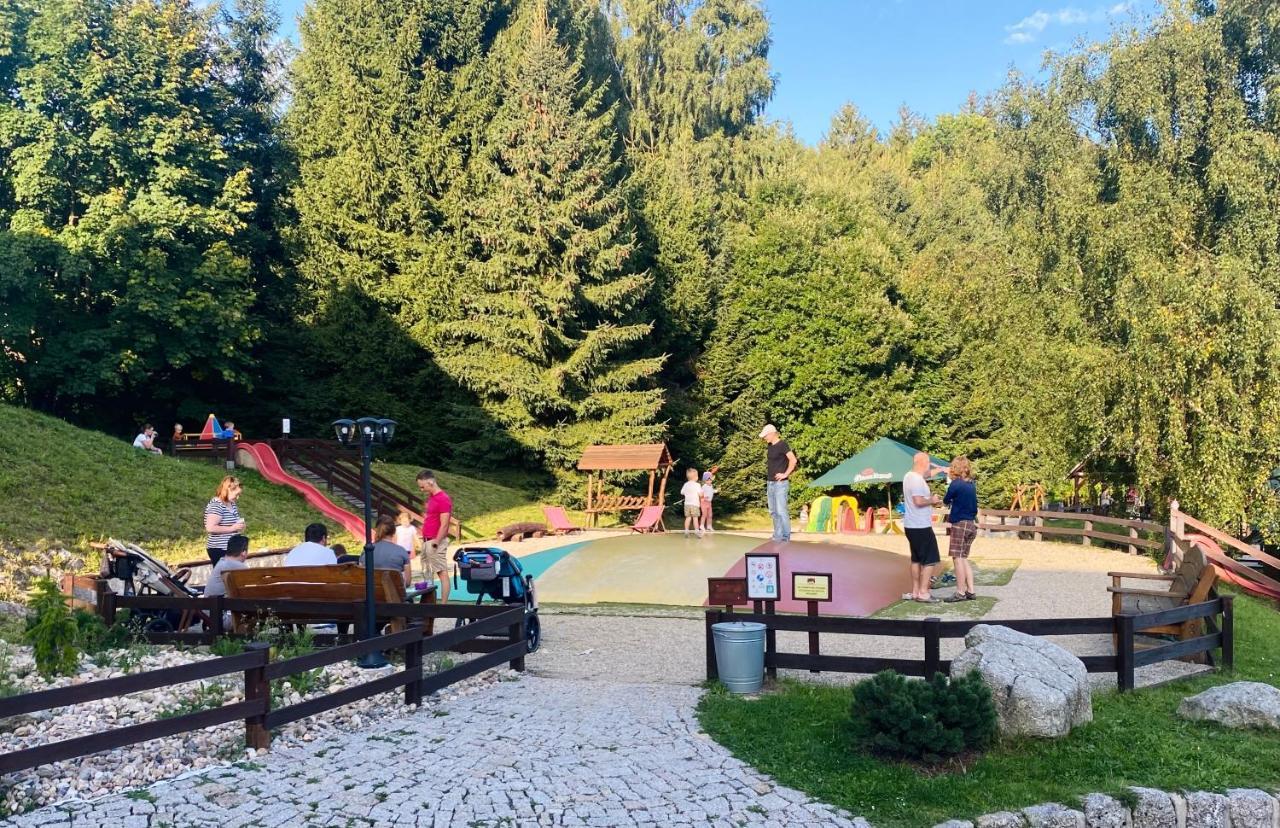 Hotel Peklo Pro Rodiny S Detmi Josefuv Dul Luaran gambar